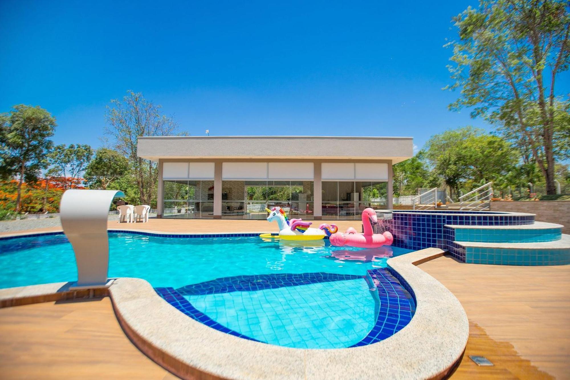 Conecte-se Com A Natureza Nesse Refugio Encantador *